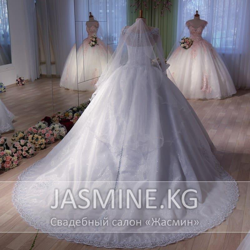 WD-49AL WD-49AL: белое, очень пышное, свадебное платье с серебряными кружевами и напылением